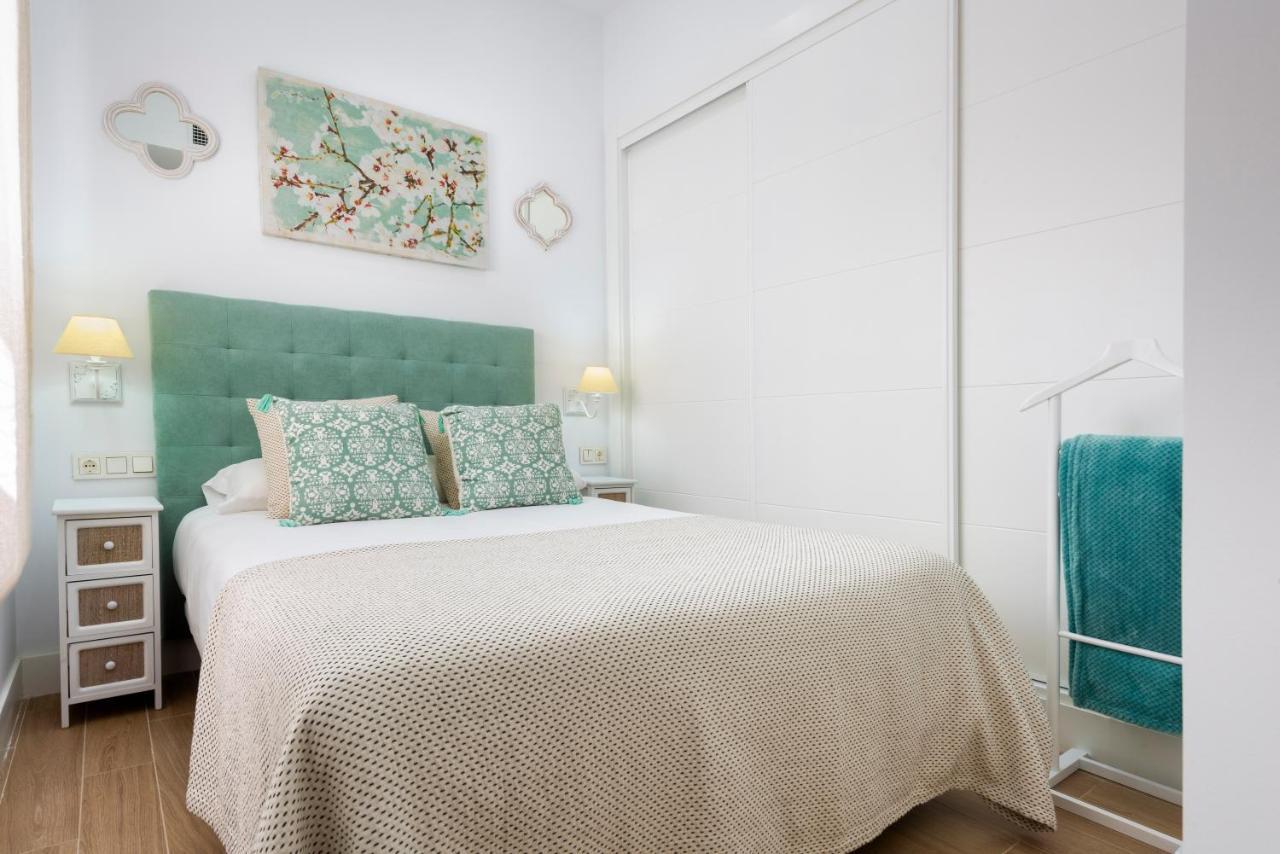Genteel Home Juan Rabadan เซบีญา ภายนอก รูปภาพ